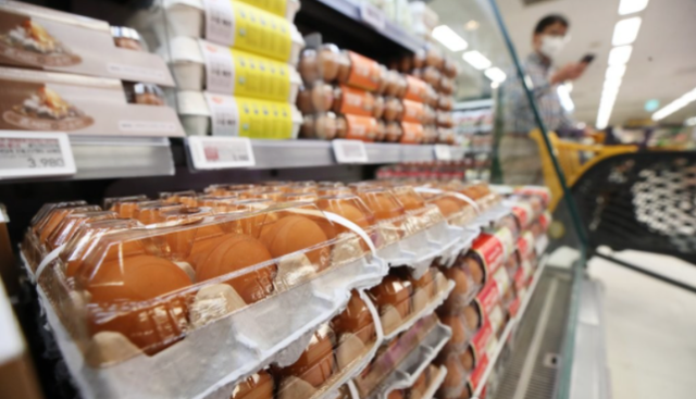 扑杀近2000万家禽后发生短缺，韩国将鸡蛋进口关税减至零