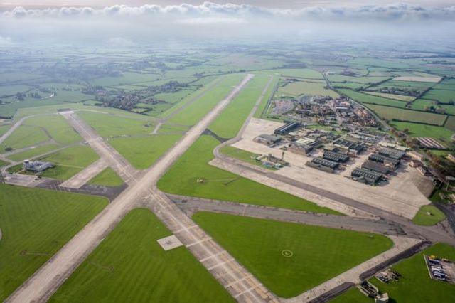 英国耶维尔顿海军航空兵基地 图源：英媒