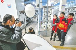 发改委回应就地过年：各地不能擅自“加码”、搞“一刀切”