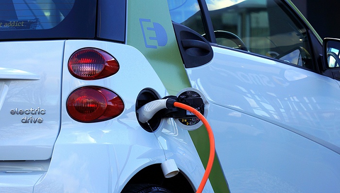 腾讯、阿里、富士康、华为等科技巨头都来造车 究竟打什么算盘？