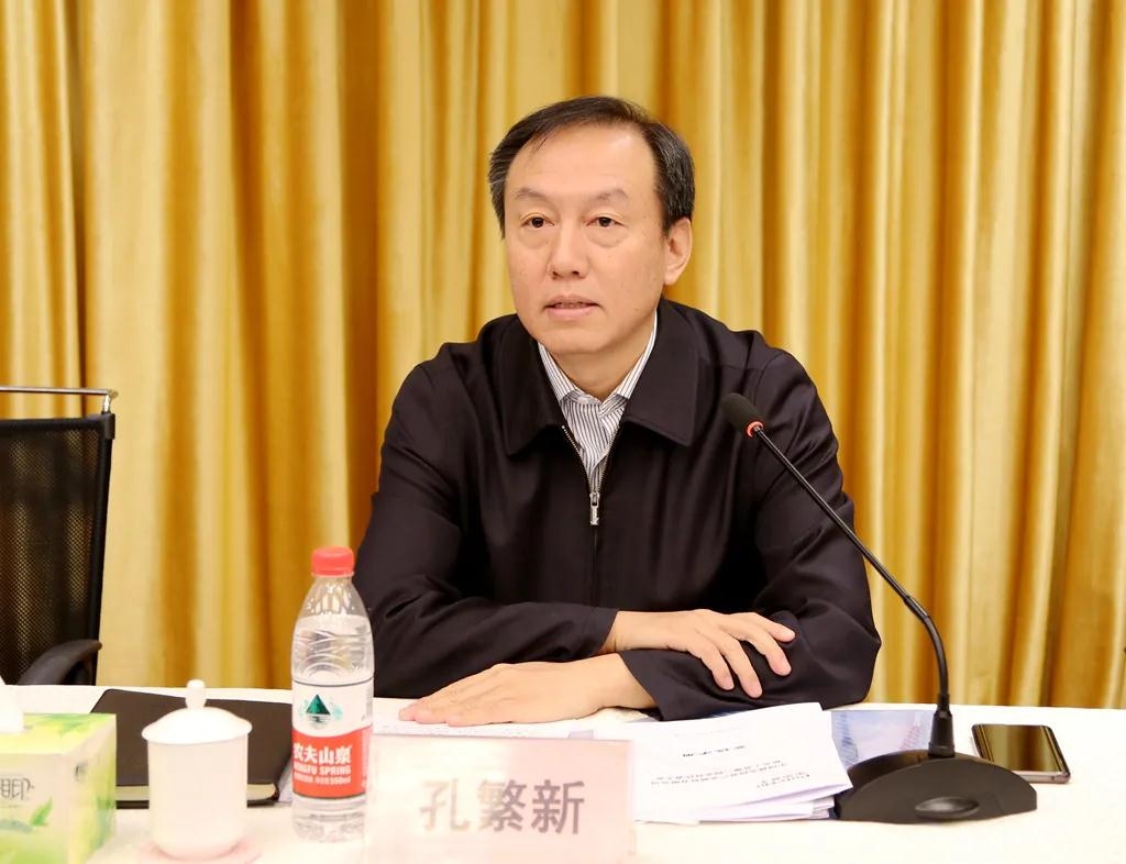 孔繁新对股份公司机关工会第一届委员会成立以来,围绕中心,服务大局