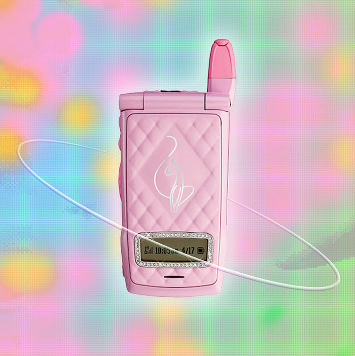 ▲ BABY PHAT Motorola i833。 图片来自:HIGHSNOBIETY