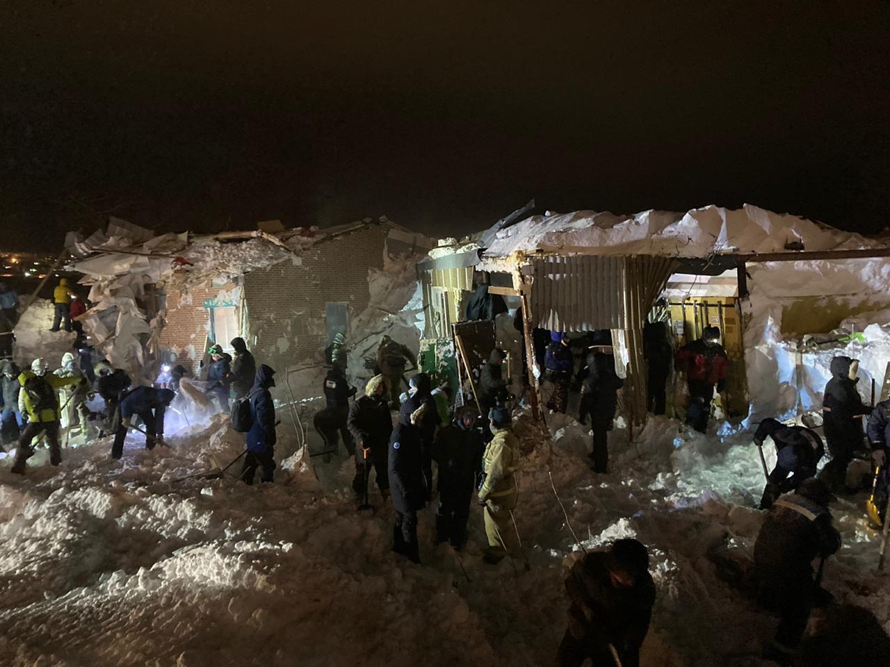 俄罗斯一滑雪度假村发生雪崩 致3人死亡2人受伤