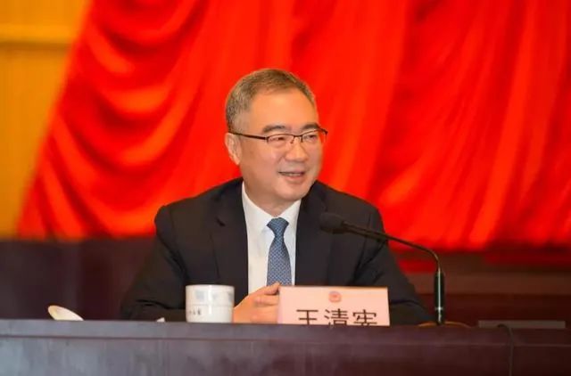 人事38岁晋升副部级的省长进京履新青岛市委书记接任