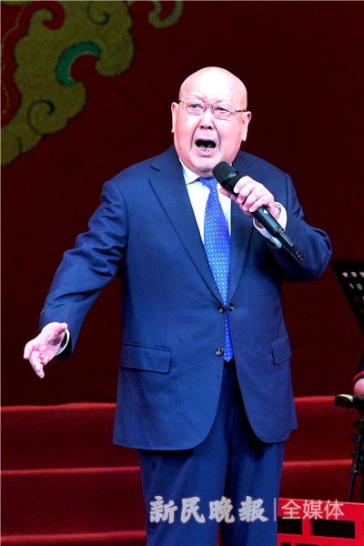 剧场修缮历时三年,京剧名家尚长荣走进这里,很是感慨.