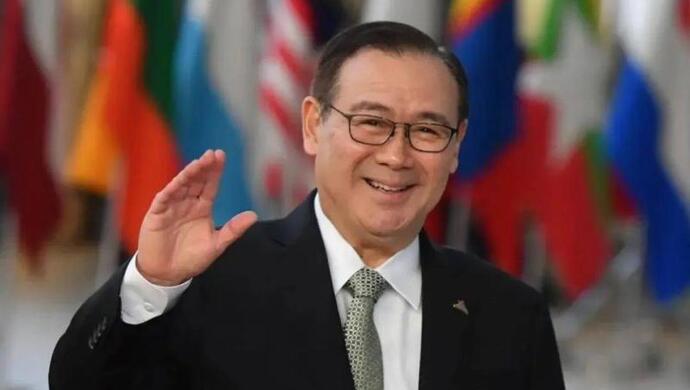 菲律宾外长给中国年轻人拜年：身为中国人你们非常幸运