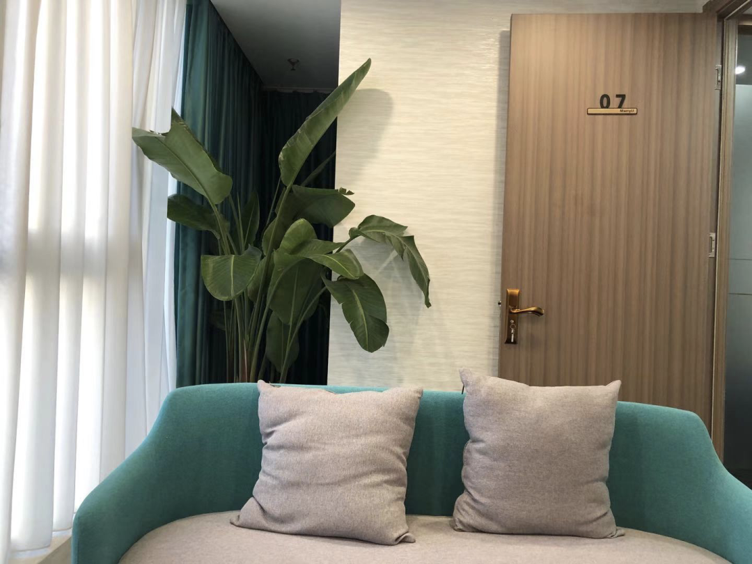 疫情催生“云相亲” 专家称晚婚是社会进步的表现