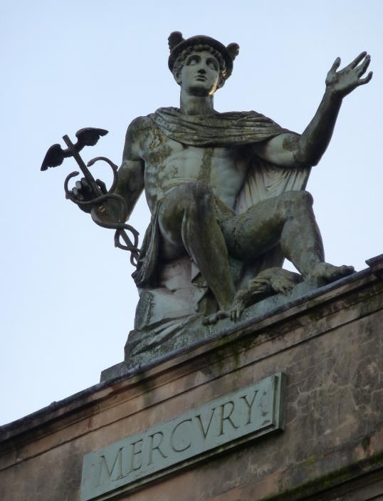 罗马神话中被称为墨丘利.