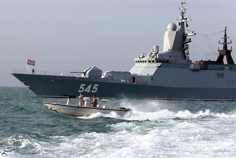 伊朗和俄罗斯在印度洋举行联合军事演习