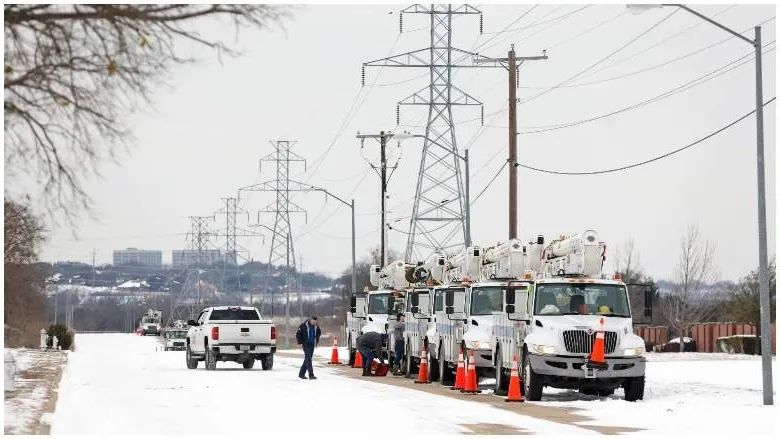 “政府和电力供应商并不欠你们什么！”美国官员就对灾民这样甩话