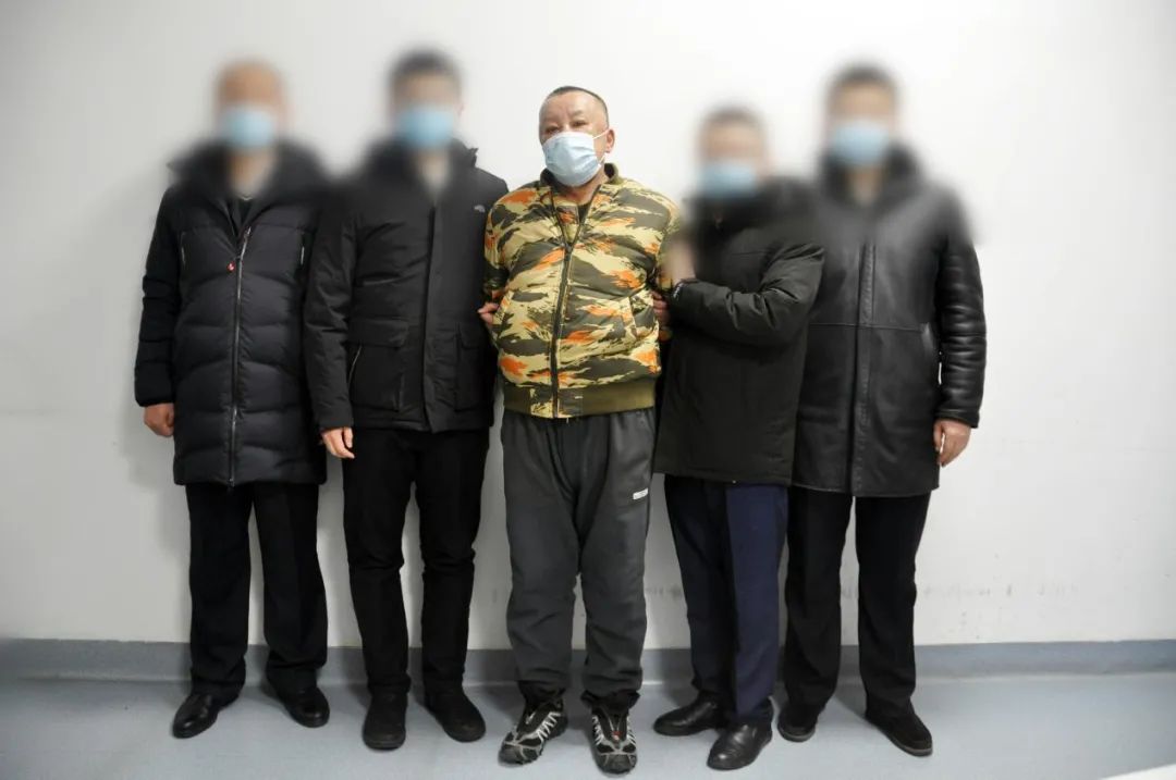 贪污、洗白、整容换脸 潜逃17年的职务犯罪嫌犯杜永平落网