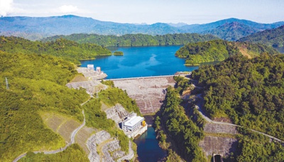 　　老挝南立1—2水电站俯瞰图。　　老挝南立电站有限责任公司供图
