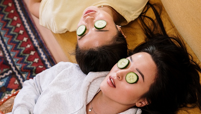 年轻人春节涌入整形医院 山寨器械、针剂造假和走私现象频发