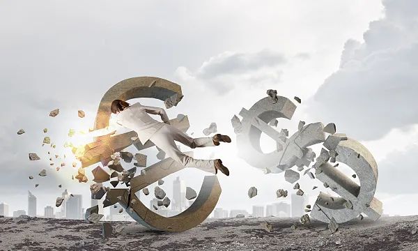 新浪财经-自媒体综合|美敦力风波不断：行贿江苏4位心内科专家 产品致死主动召回