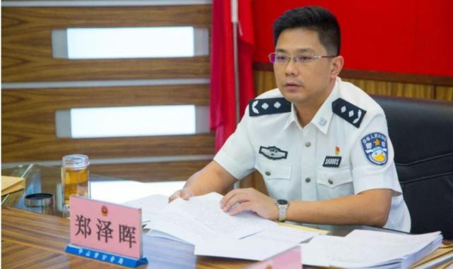 两位老公安已调往驻港国安公署任职