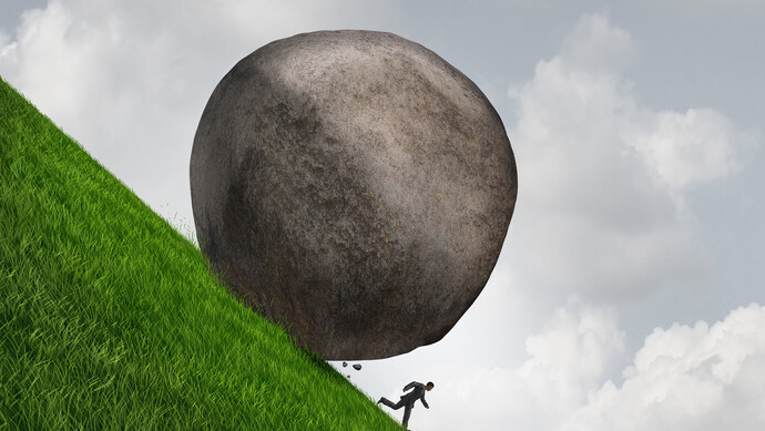 四川峨边发生巨石滚落砸毁多间民房