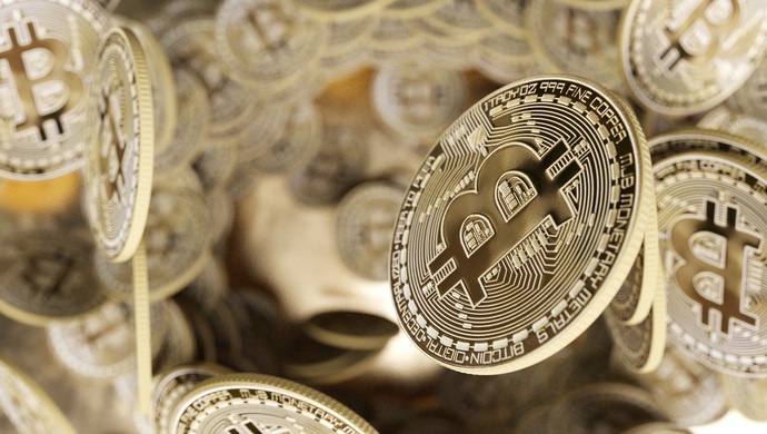 马斯克被查，比特币暴跌，疯狂捞金的交易所要上市了