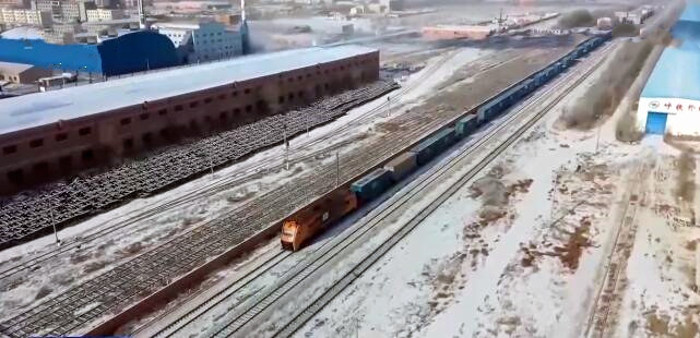 国铁集团：1月份国家铁路货运量再创历史新高