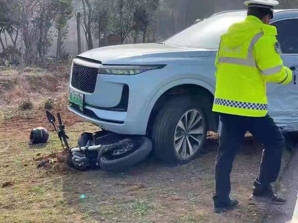 理想ONE车祸事故
