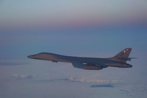 美国空军希望利用大气中的二氧化碳制造喷气燃料 1 美国空军希望利用大气中的二氧化碳制造喷气燃料