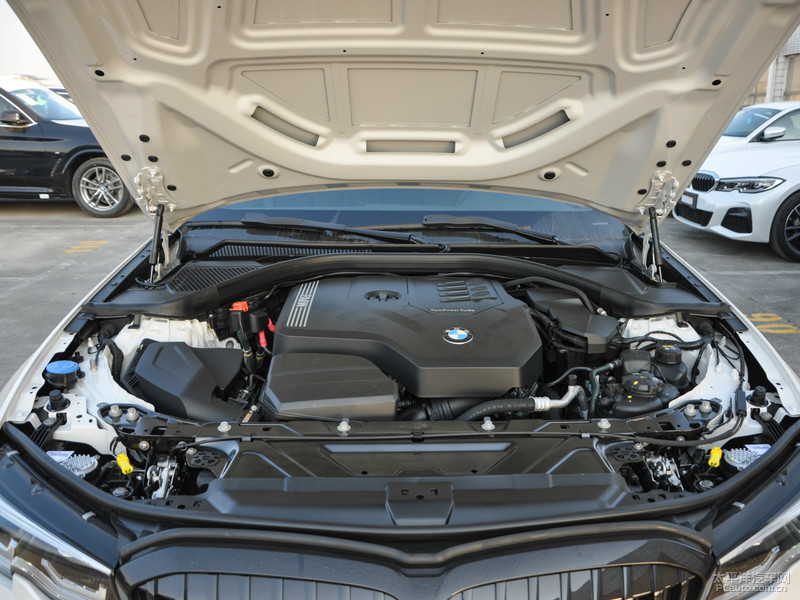 2021款改款宝马320i到店 发动机硬件调整