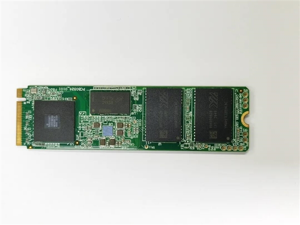 嘉合劲威首发国产PCIe 4.0 SSD：英韧主控＋长江存储闪存