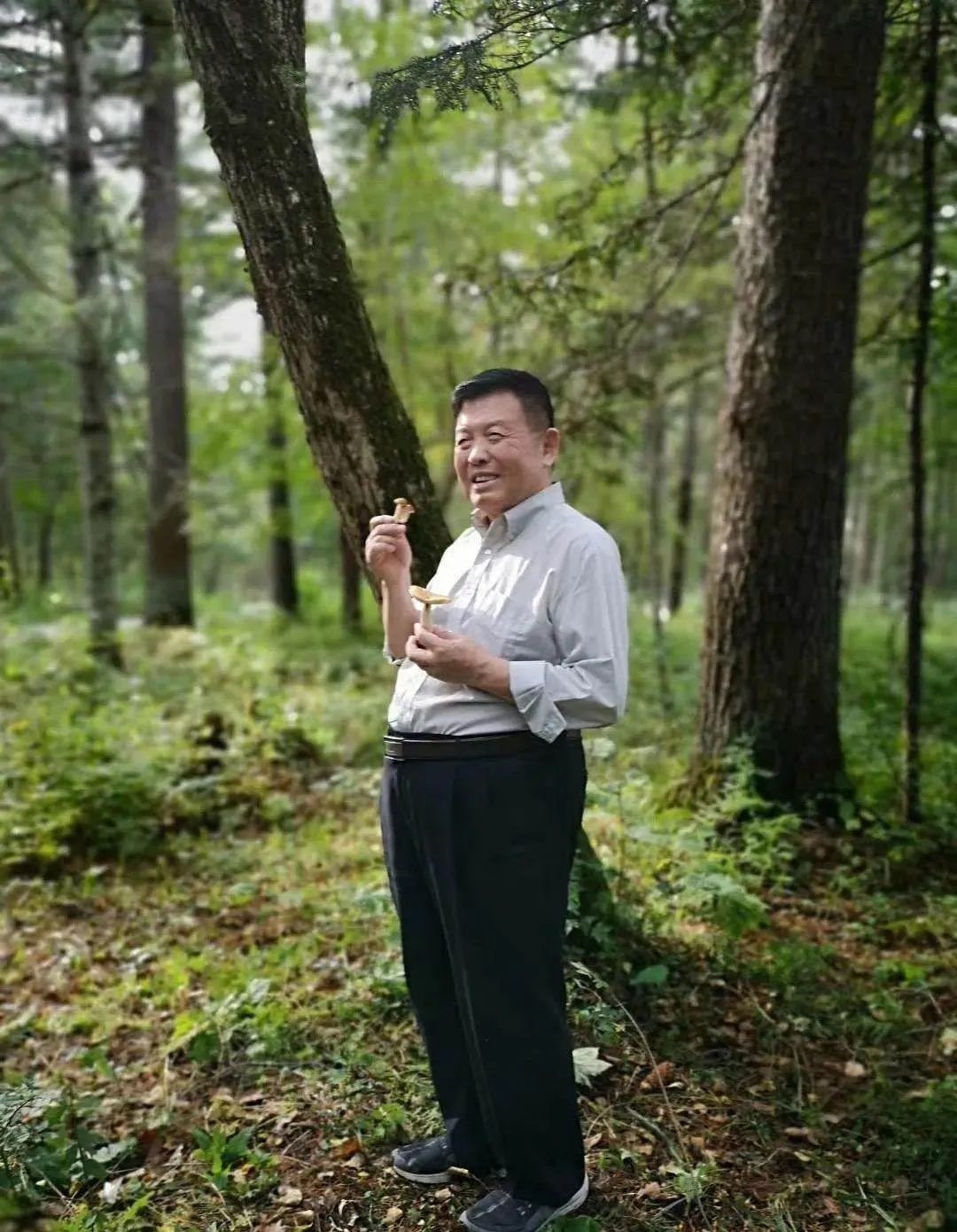 全国脱贫攻坚楷模丨李玉荣誉属于所有为脱贫攻坚奋战的科技工作者自己