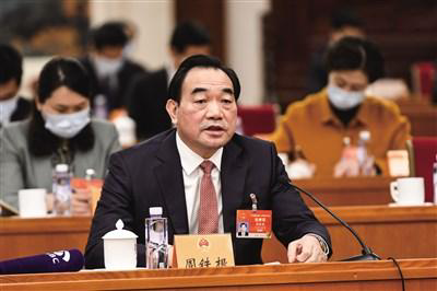 徐州市委书记:以产业转型升级为抓手 探索绿色发展"徐州样本"|周铁根