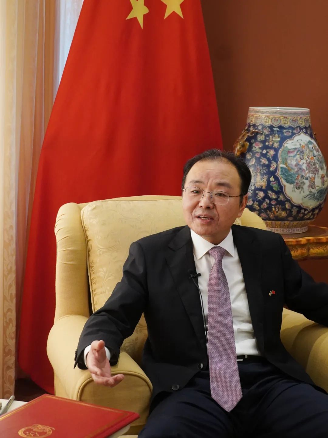 驻马来西亚大使欧阳玉靖接受马国家新闻社专访