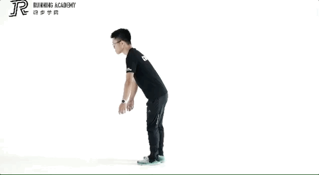 ▲ 此动图来自30天力量训练计划