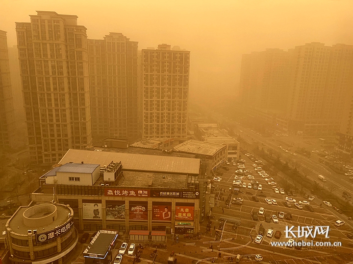 河北省气象台继续发布沙尘暴黄色预警信号:预计今天下午,全省大部分