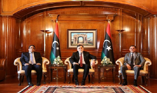 利比亚民族团结政府正式向新过渡政府移交权力