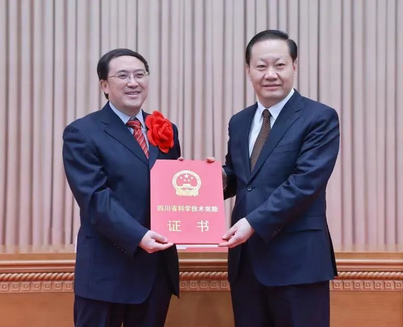 四川省|冯小明|一等奖_新浪新闻