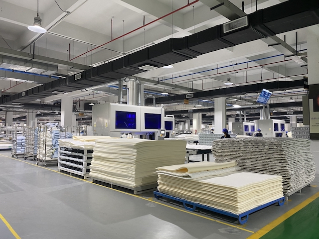 变局中的家具企业：原材料涨价后 既要保出口又要抢内销