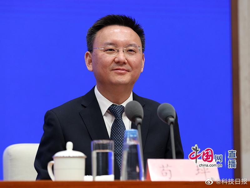 国资委：加大政策支持力度 引导央企加快攻克高端芯片等短板