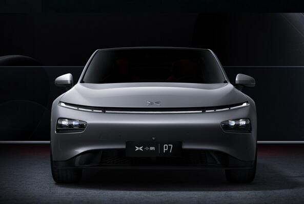 外媒：小鹏汽车将发布配备磷酸铁锂电池的新版P7和G3