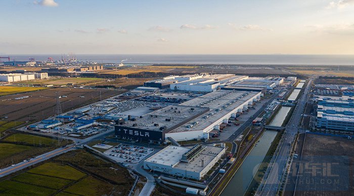 特斯拉上海超级工厂或将再度扩建，投资强度不低于14925元/每平方米