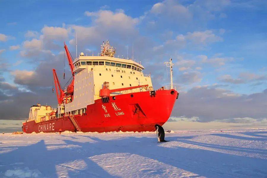 雪龙号破冰船笑话图片