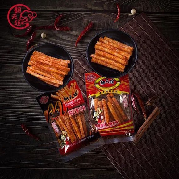 翻天娃辣条(图片来源:翻天娃旗舰店)
