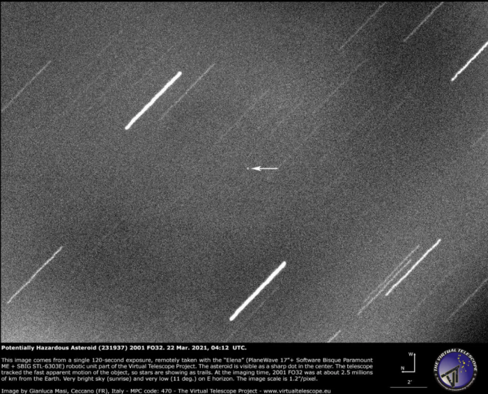 天文学家成功捕获小行星2001 FO32的图像  已在21日安全飞掠地球