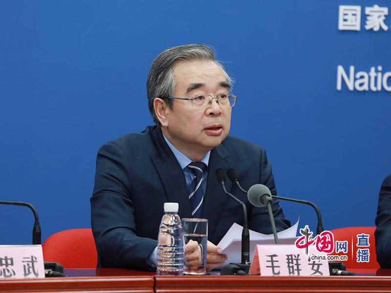 国家卫健委：核酸检测、疫苗接种等信息将整合进健康码