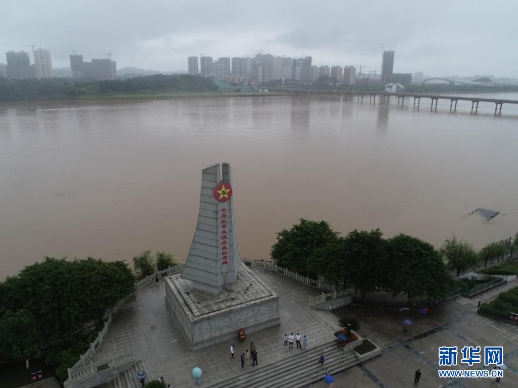 　　这是位于江西于都县的中央红军长征出发纪念碑（2019年6月12日摄，无人机照片）。新华社记者 周密 摄