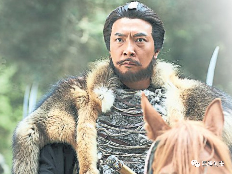 这次官宣成为宠爱娱乐首位签约艺人是新加坡著名演员郑斌辉,除了主演