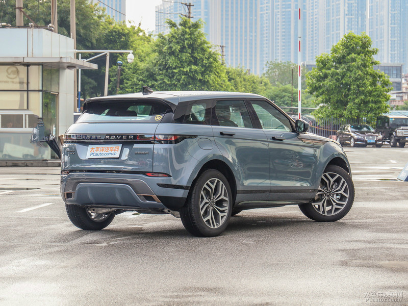 路虎揽胜极光新车型上市 售37.58万元起