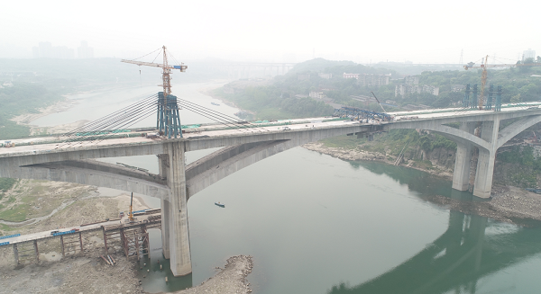 礼嘉嘉陵江大桥全桥合龙  计划9月达到通车运行条件