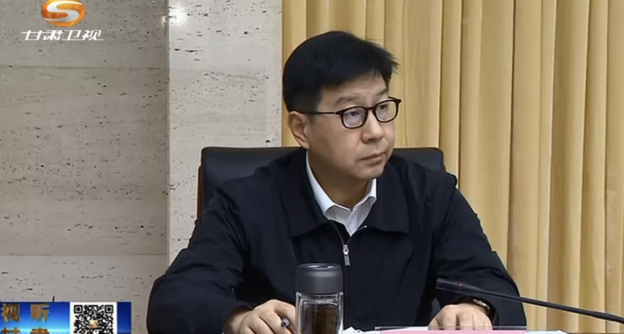 人事同一天里多名副省级履新过半都是70后