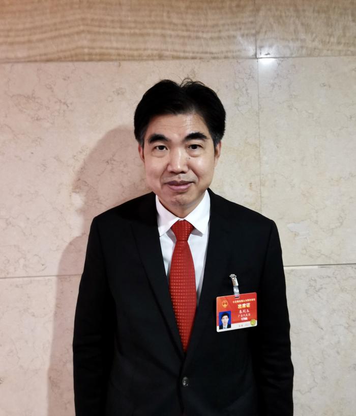 人大代表朱列玉:打击社区团购价格战 检方可提起反垄断公益诉讼