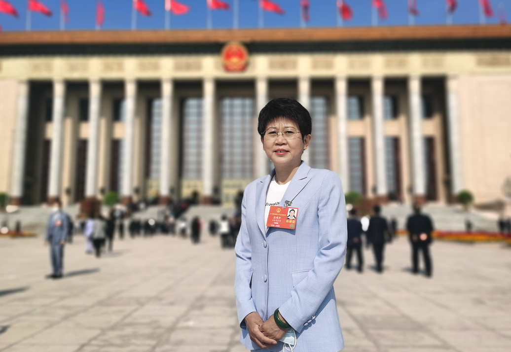 全国人大代表高明芹促进新能源产业发展为实现双碳目标打下良好基础