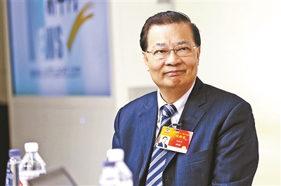 参与香港管治架构的一定要是爱国者