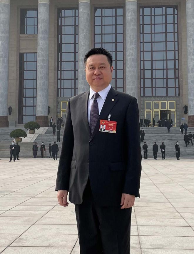 周勇委员以医康养一体化模式助推养老产业高质量发展